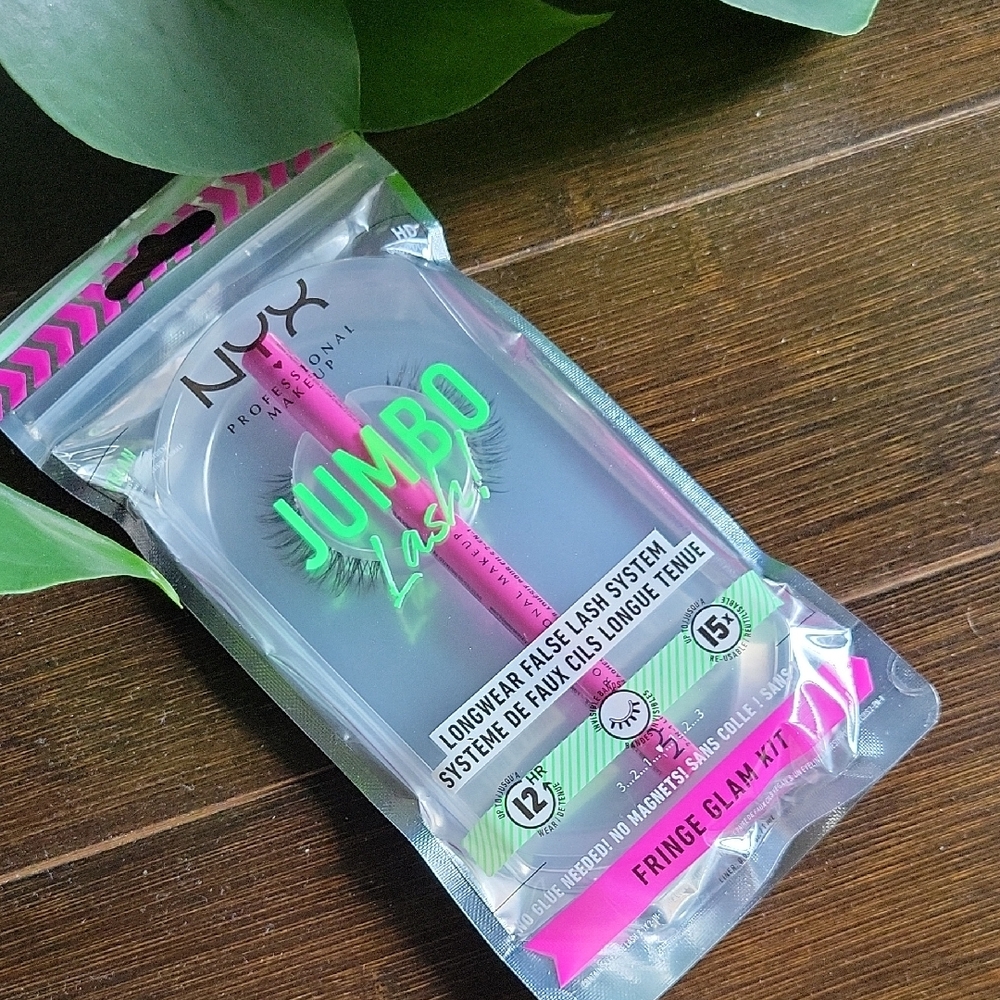 NEW!! NYX jumbo lash fringe glam kit